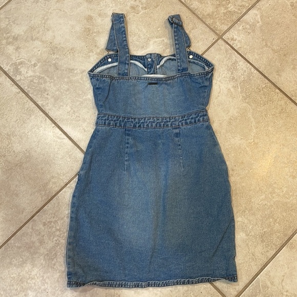 Billabong Denim Button Front Jumper Dress S - Picture 9 of 9